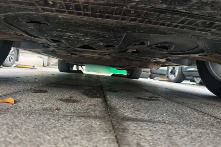 领克09 EM-P 2024款 2.0TD EM-P 四驱ULTRA 六座局部细节9008