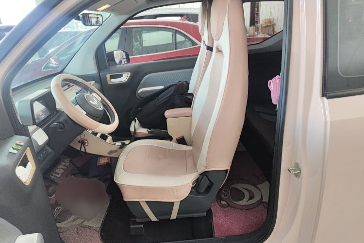 五菱汽车 宏光MINIEV 2022款 GAMEBOY 200km 玩咖款 磷酸铁锂中控内饰19