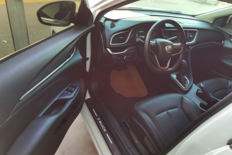 别克 英朗 2021款 改款 典范 1.5L 自动精英型中控内饰20