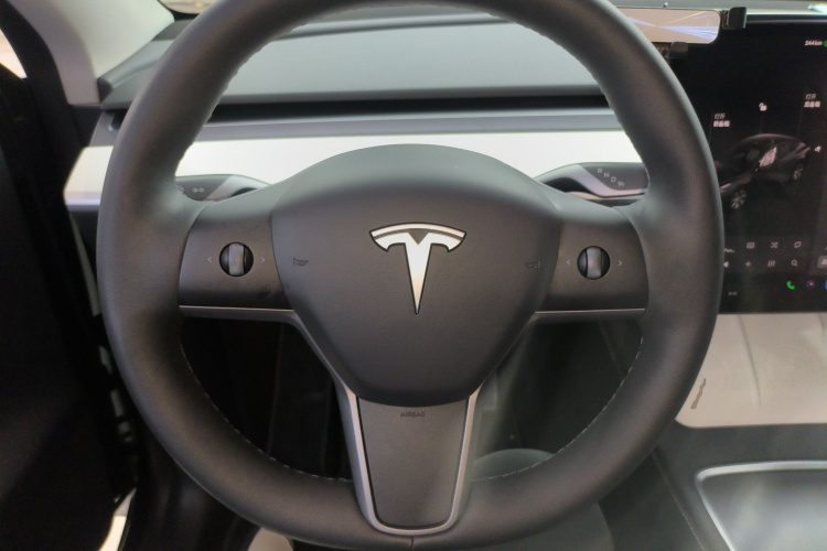 特斯拉 Model Y 2022款 后轮驱动版局部细节13