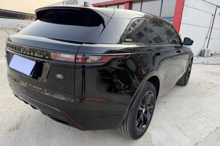 路虎 揽胜星脉 2022款 250PS 熠金珍藏版车身外观6001