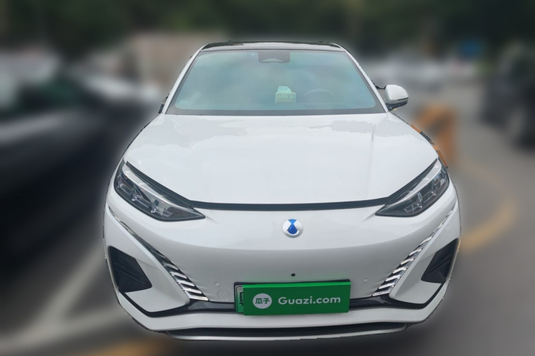 腾势N7 2023款 长续航性能版车身外观2