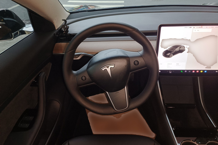特斯拉 Model 3 2020款 改款 长续航后轮驱动版中控内饰13