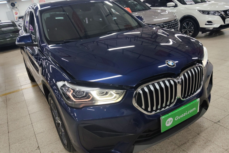 宝马X1 2020款 sDrive25Li 领先型车身外观6002