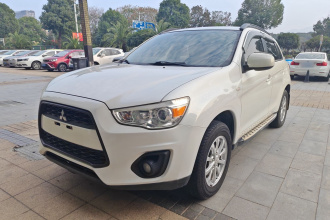 三菱 劲炫ASX 2013款 2.0L 手动两驱舒适版