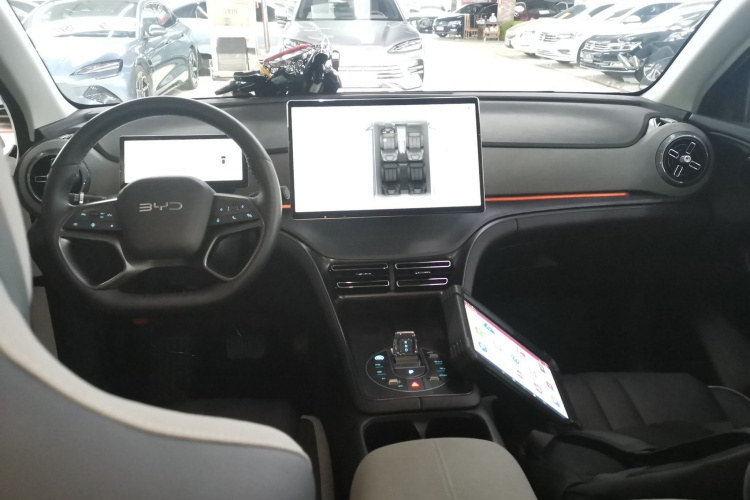 比亚迪 海狮05 DM-i 2025款 DM-i 智驾版 115KM旗舰型中控内饰12