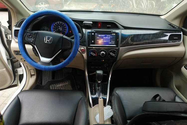 本田 凌派 2013款 1.8L 自动豪华版中控内饰12