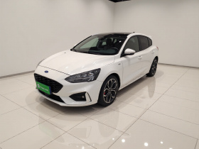 福特 福克斯 2020款 两厢 EcoBoost 180 自动ST Line