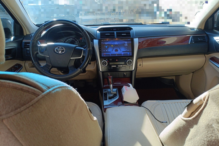 丰田 凯美瑞 2013款 2.0G 舒适版中控内饰12