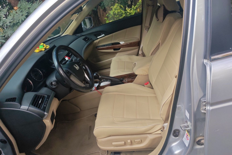 本田 雅阁 2011款 2.0L EX局部细节19