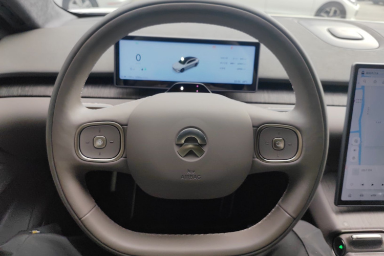 蔚来ET7 2024款 75kWh 行政签名版中控内饰13