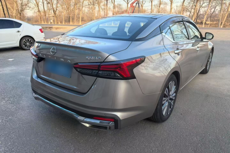 日产 天籁 2022款 2.0L XL-Upr 优享版车身外观6005