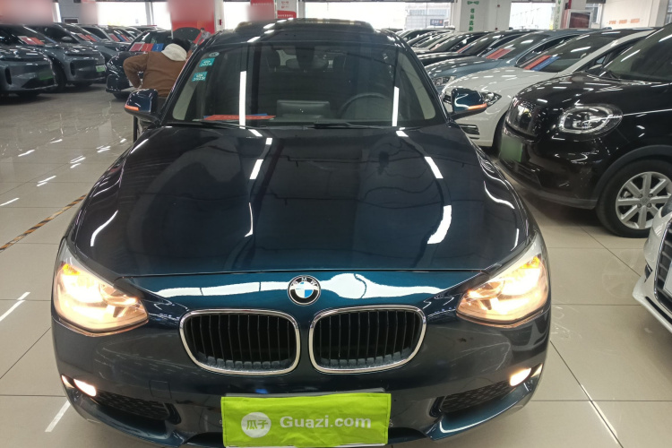 宝马1系(进口) 2013款 改款 116i 领先型车身外观2