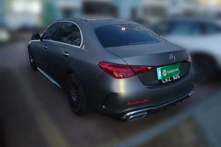 奔驰C级 2023款 改款 C 260 L 运动版车身外观5
