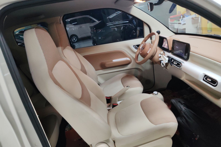 五菱汽车 宏光MINIEV 2024款 第三代 215km 进阶版局部细节41