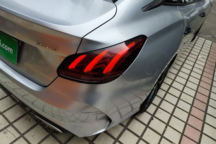 名爵 MG5 2021款 300TGI DCT青奢豪享版车身外观9