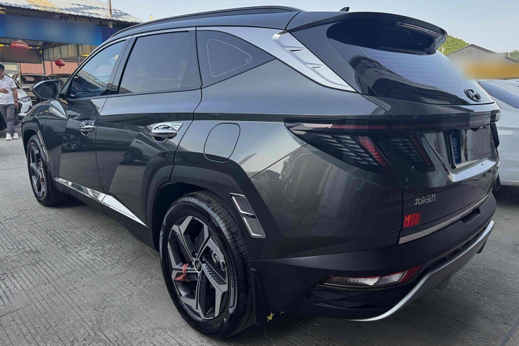 现代 2023款 途胜L 1.5T 自动两驱DLX豪华版车身外观6003