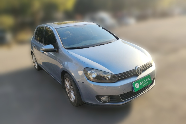 大众 高尔夫 2011款 1.6 自动舒适型车身外观3