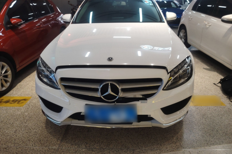 奔驰C级 2018款 C 200 L 运动版车身外观2