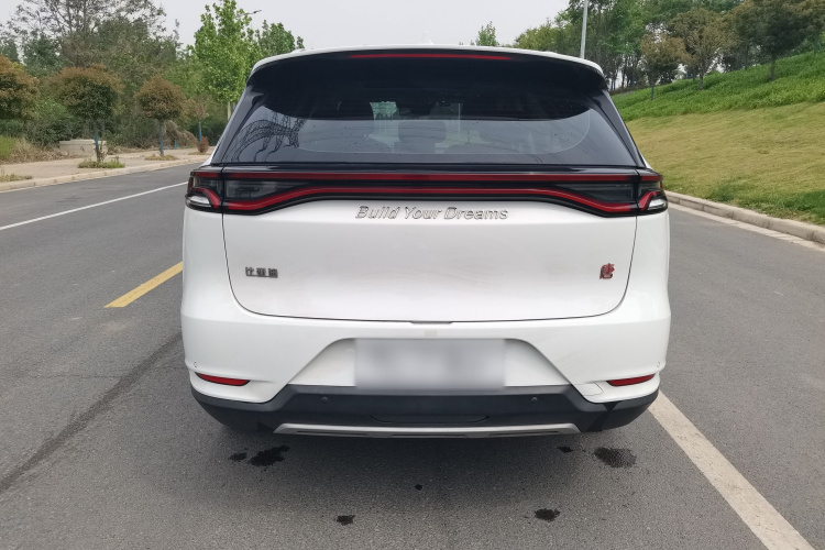 比亚迪 唐 2018款 2.0T 自动智联尊荣型 7座 国V车身外观6008