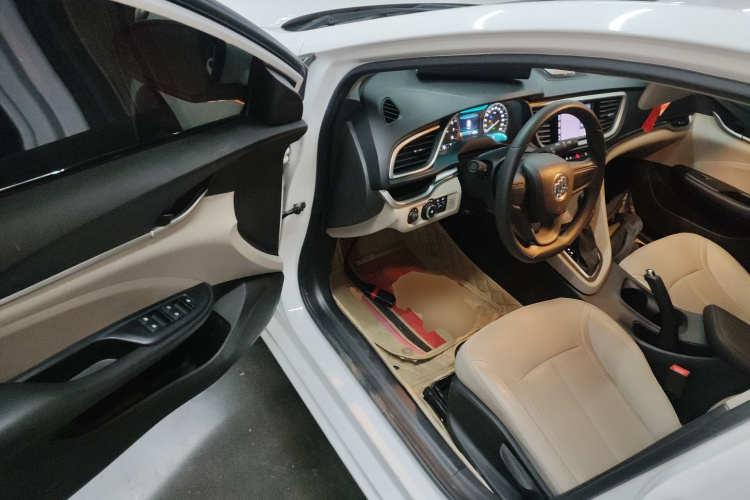 别克 英朗 2021款 典范 1.5L 自动精英型中控内饰20