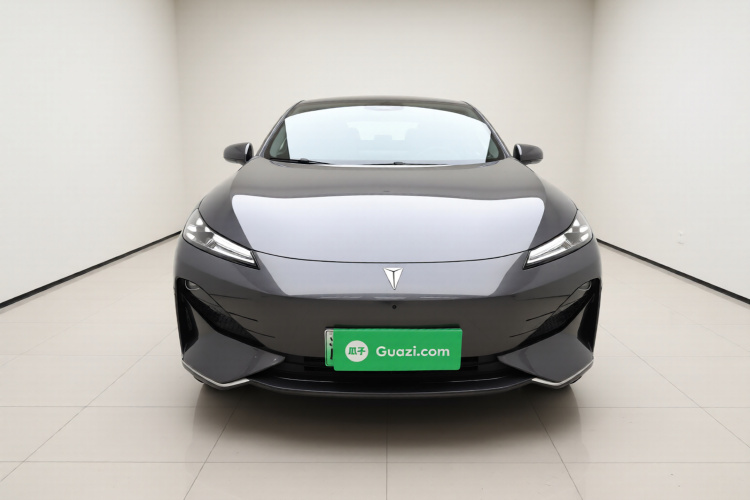 深蓝汽车 深蓝SL03 2022款 1.5L 1200增程版车身外观2