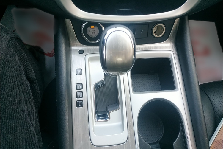 日产 楼兰 2019款 2.5L XL 两驱智联豪华版 国VI局部细节18