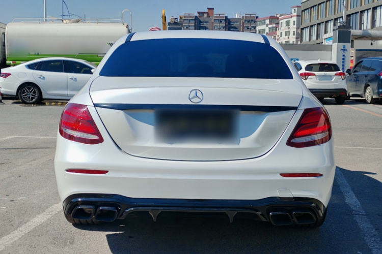 奔驰E级 2019款 E 200 L 运动型车身外观6004