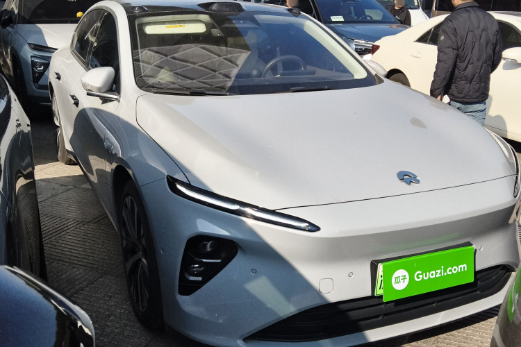 蔚来ET7 2022款 100kWh 首发版车身外观3