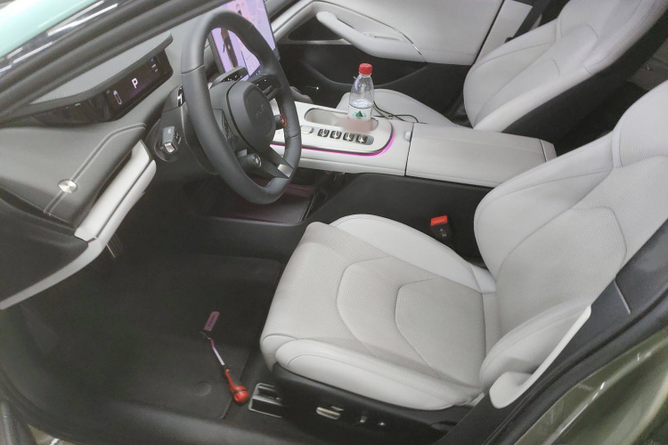 小米汽车 小米SU7 2024款 四驱超长续航高阶智驾Max版局部细节19