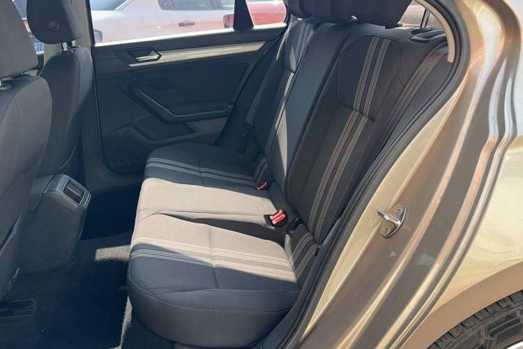 大众 凌渡 2015款 230TSI DSG风尚版中控内饰7001