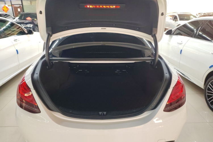 奔驰C级 2020款 改款 C 200 L 时尚型运动版机舱底盘23