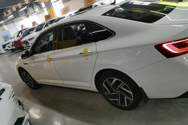 大众 速腾 2023款 280TSI DSG超越版车身外观6003