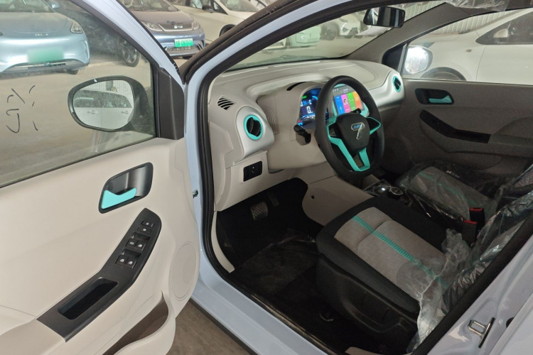 江铃集团新能源 易至EV2 2026款 PLUS+ 舒适型中控内饰20