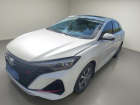 长安 逸动 2022款 PLUS 蓝鲸NE 1.4T GDI DCT尊贵版