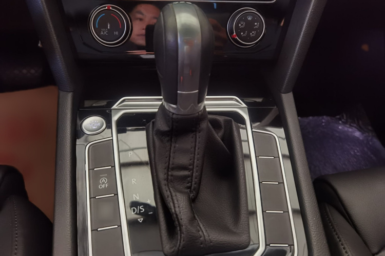 大众 迈腾 2017款 330TSI DSG 领先型局部细节18