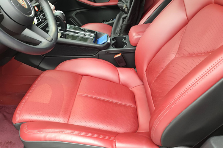 保时捷 2023款 Macan 2.0T中控内饰19