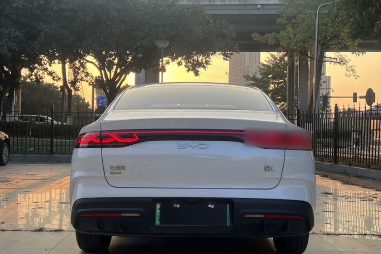 比亚迪 秦L 2024款 DM-i 80KM领先型车身外观6010