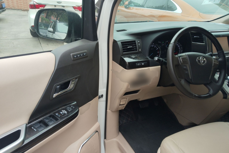 丰田 埃尔法 2012款 3.5L 豪华版中控内饰7003