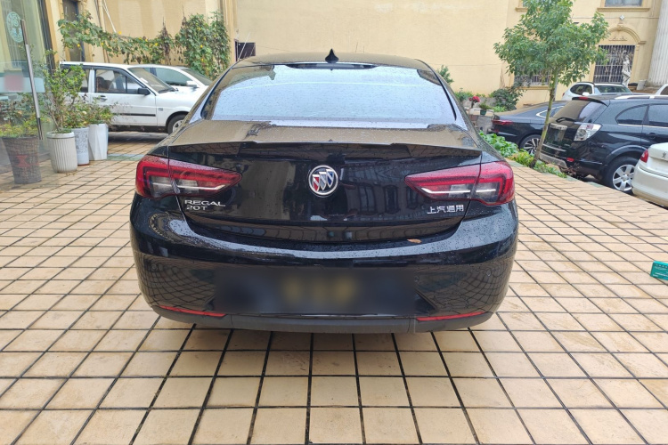 别克 君威 2019款 20T 精英型 国VI车身外观6004