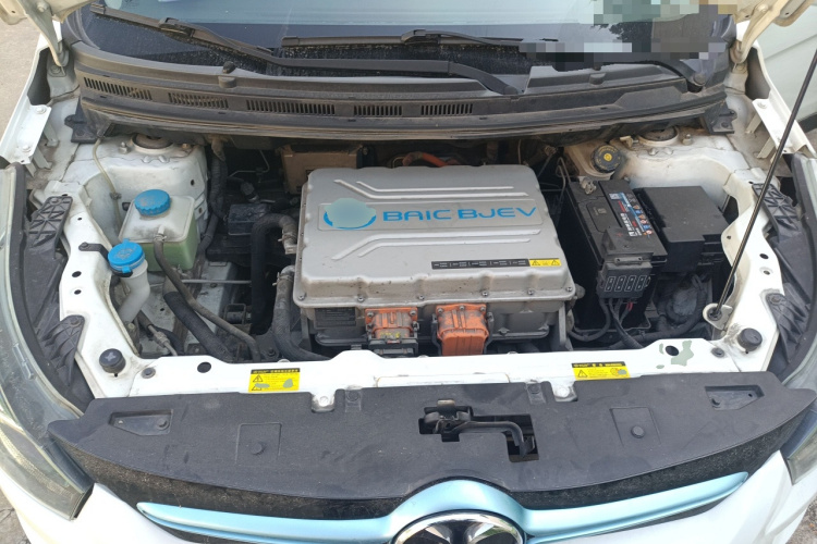 北汽新能源EX 2018款 EX360 新尚版局部细节24