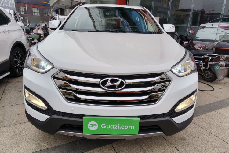 现代 胜达 2013款 2.0T 自动两驱时尚型车身外观2