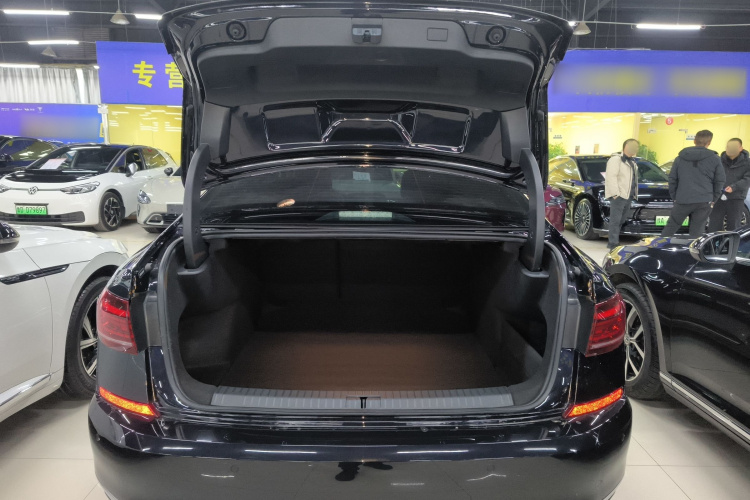 大众 帕萨特 2025款 出众款 380TSI 龙腾版局部细节23