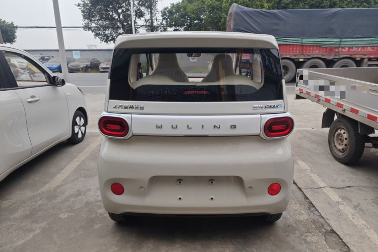 五菱汽车 宏光MINIEV 2024款 第三代 215km 青春版车身外观6