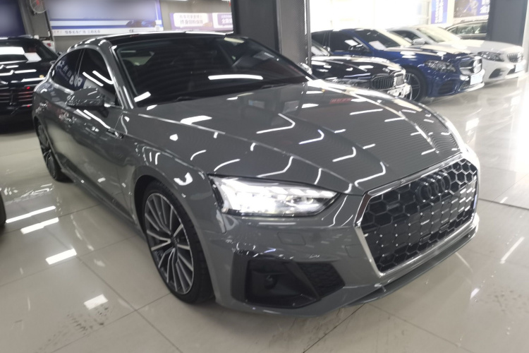 奥迪A5 2022款 Sportback 40 TFSI quattro 豪华动感型车身外观3