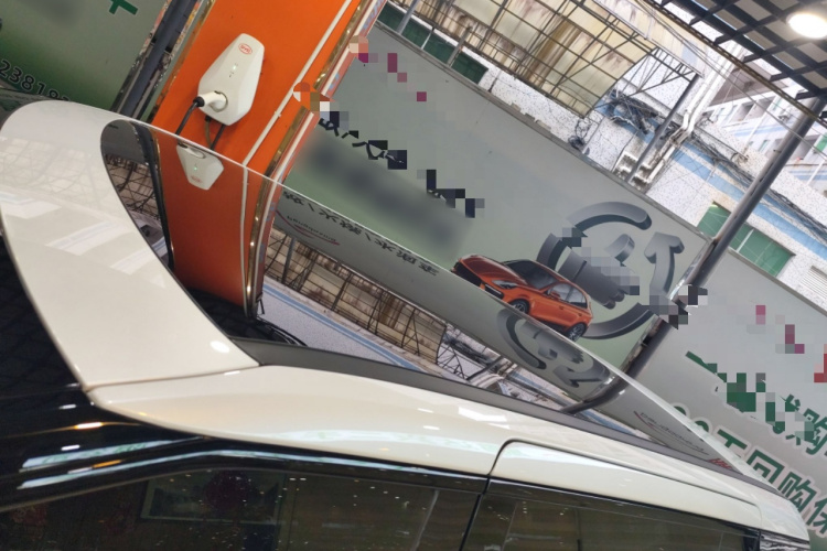 小鹏X9 2025款 740超长续航 Max局部细节57