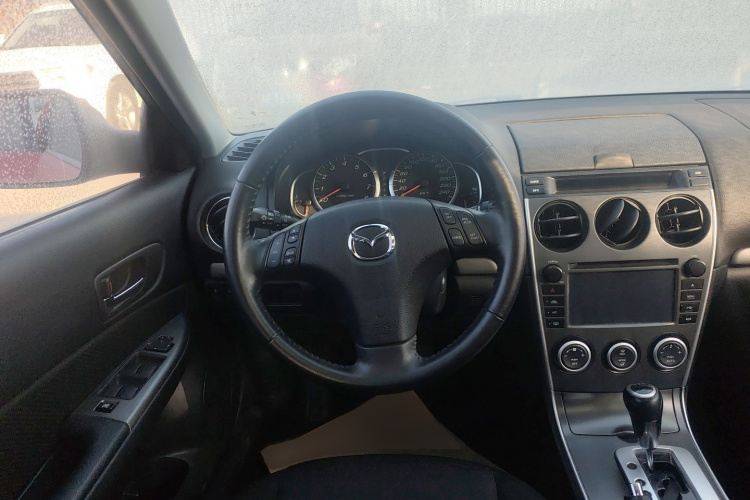 马自达6 2015款 2.0L 自动时尚型局部细节13