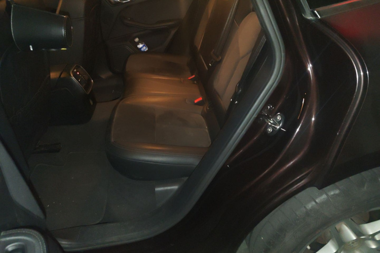 保时捷 2016款 Macan 2.0T中控内饰21