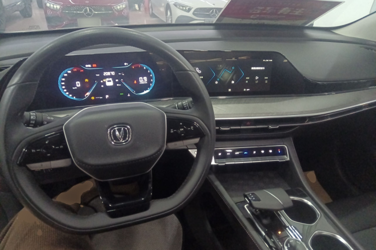 长安 逸动 2022款 PLUS 蓝鲸NE 1.4T GDI DCT尊贵版中控内饰7002
