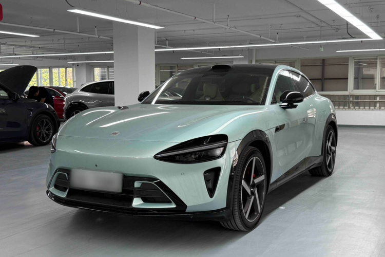 小米汽车 小米YU7 2025款 超长续航高性能四驱Max版车身外观6002